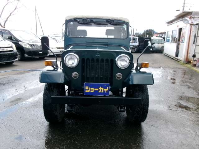 Mitsubishi Jeep 3