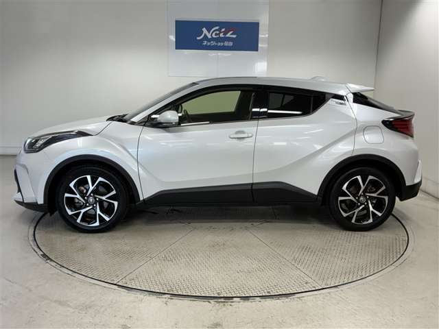 Toyota C-HR 4