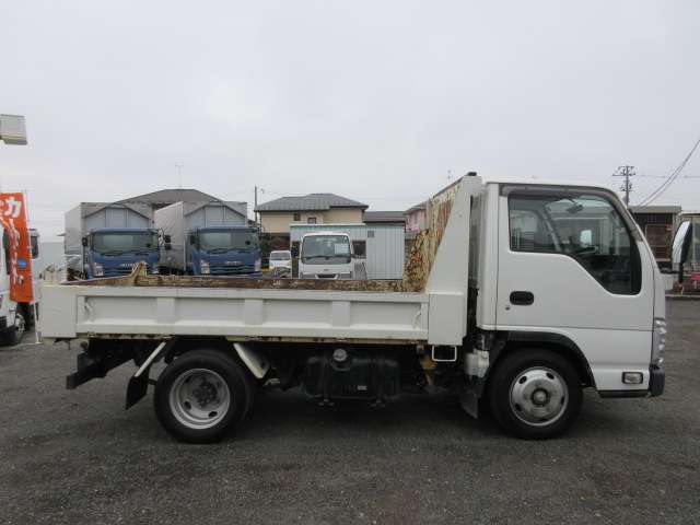 Isuzu Elf 9