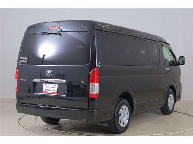 Toyota Hiace 3