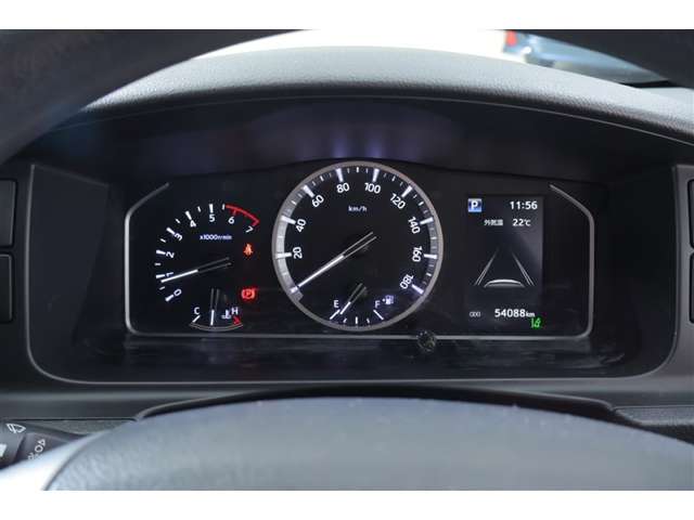 Toyota Hiace 5