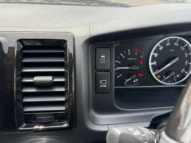 Toyota Hiace Van 10