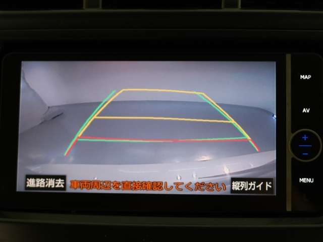 Toyota Prius α 10