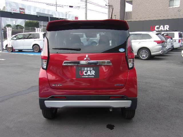 Mitsubishi eK X 3