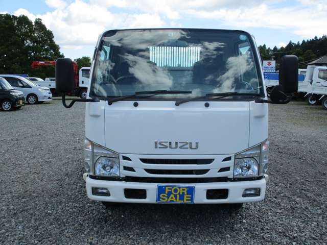Isuzu Elf 2
