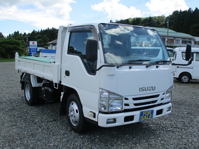 Isuzu Elf 3