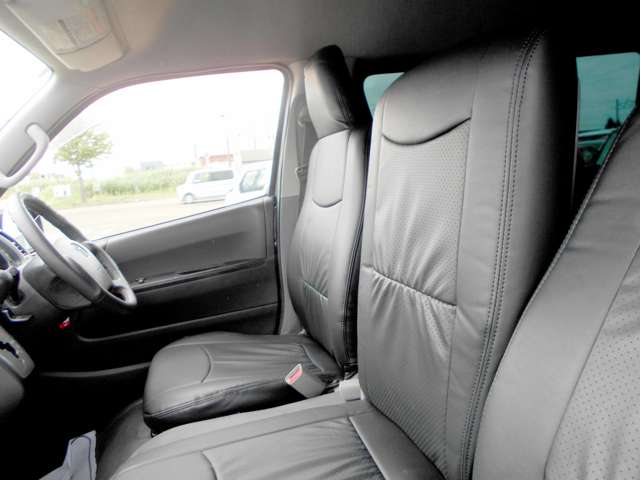 Toyota Hiace Commuter 11