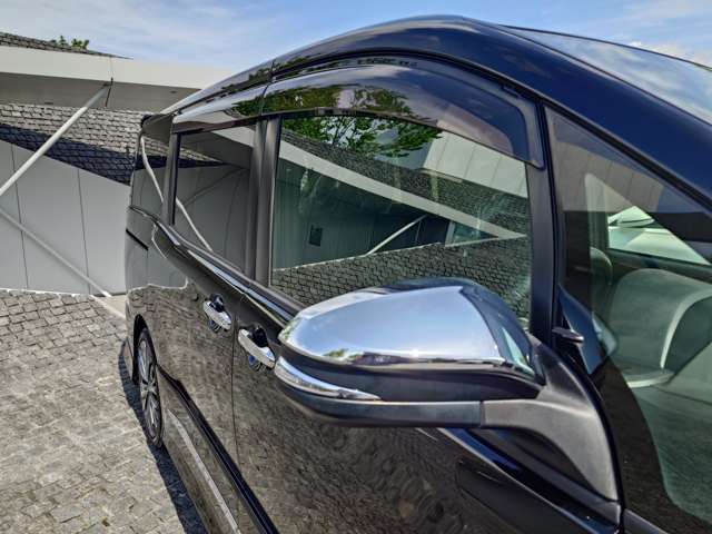 Toyota Voxy 6