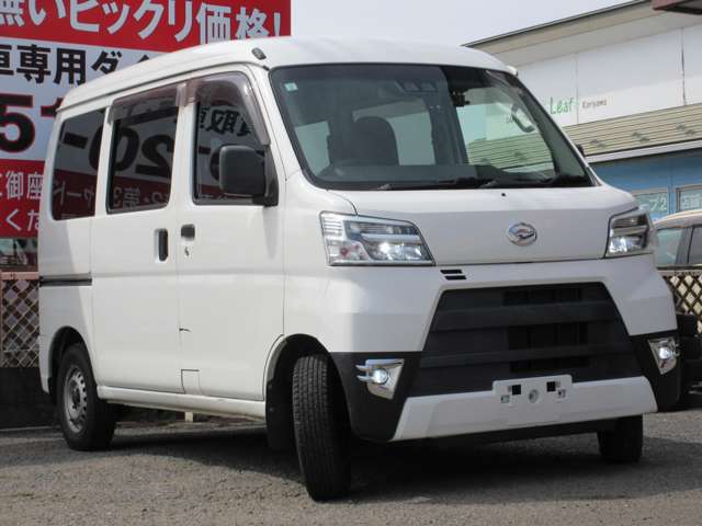 Daihatsu Hijet Cargo 7