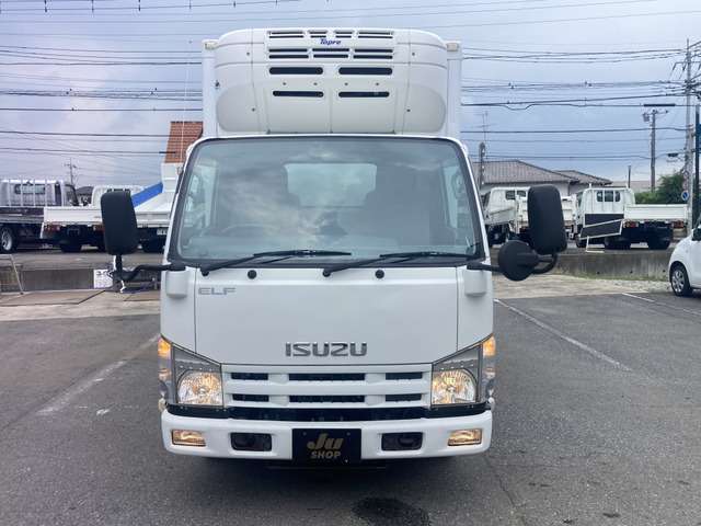 Isuzu Elf 6