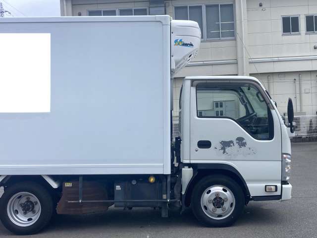 Isuzu Elf 8