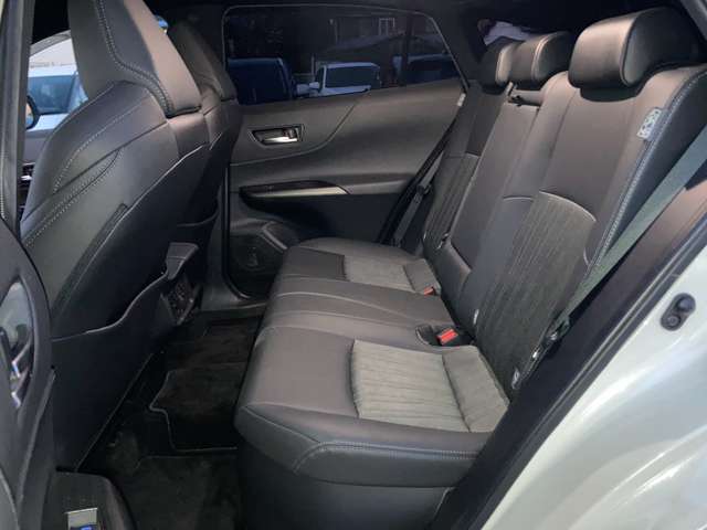 Toyota Harrier 12
