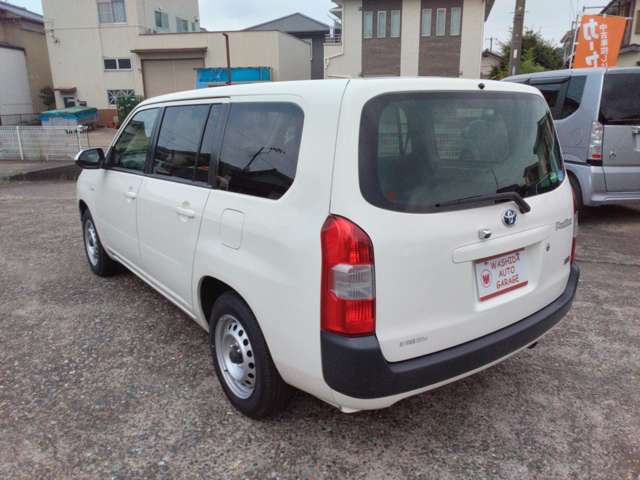 Toyota Probox Van 11