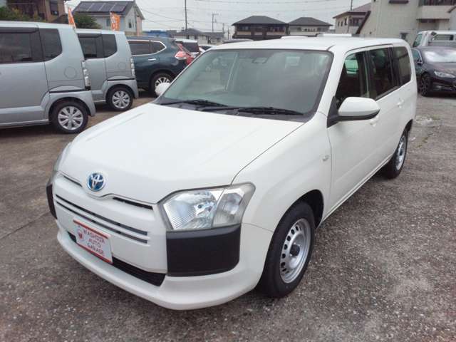 Toyota Probox Van 9