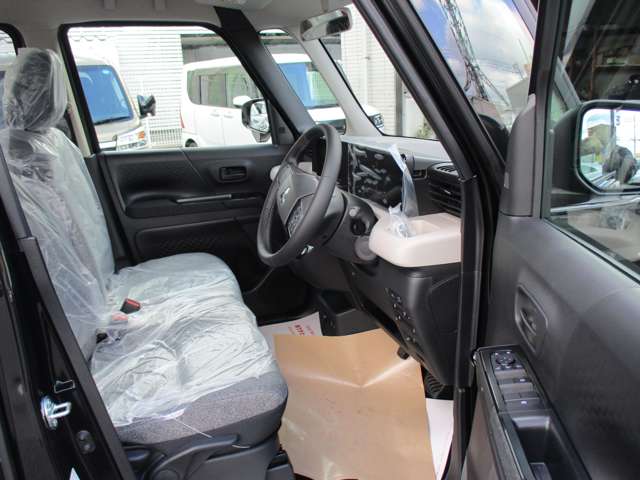 Mitsubishi Delica Mini 11