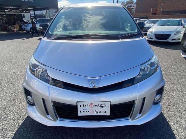 Toyota Estima 12
