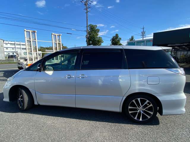 Toyota Estima 6