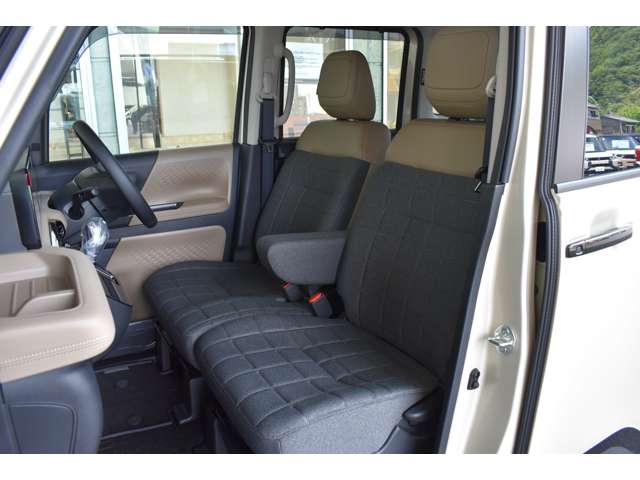 Mitsubishi Delica Mini 6
