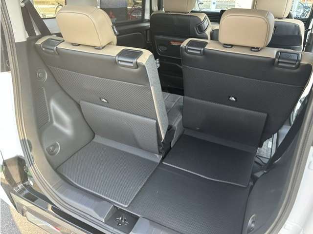 Mitsubishi Delica Mini 7