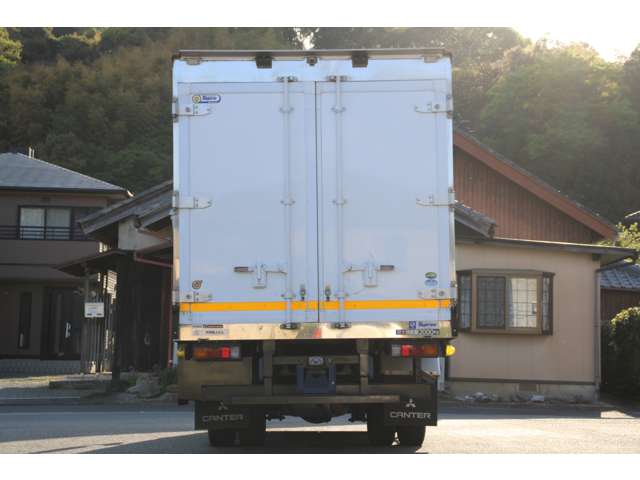 Mitsubishi Fuso Canter 8