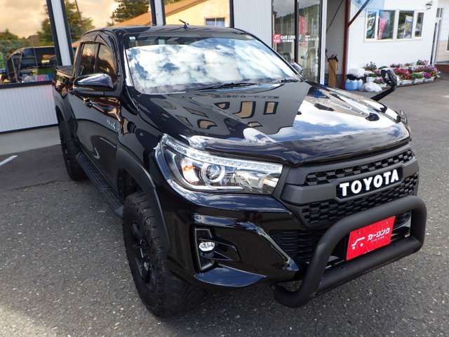 Toyota Hilux 5