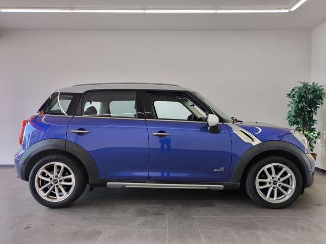 MINI Crossover 5