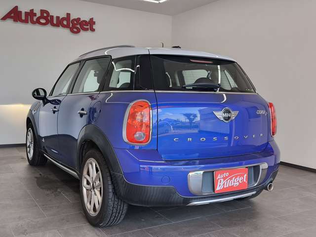 MINI Crossover 8