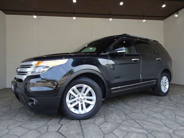 Ford Explorer 2