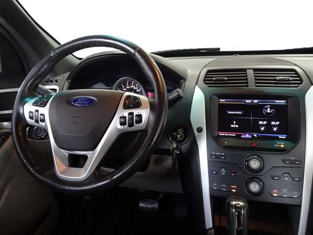 Ford Explorer 5