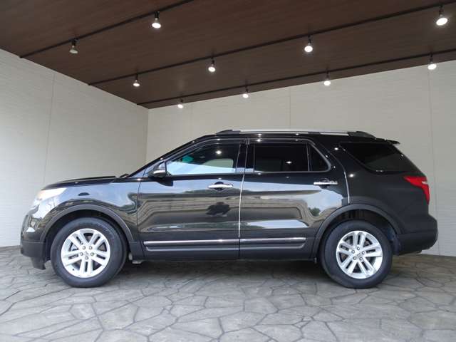 Ford Explorer 9