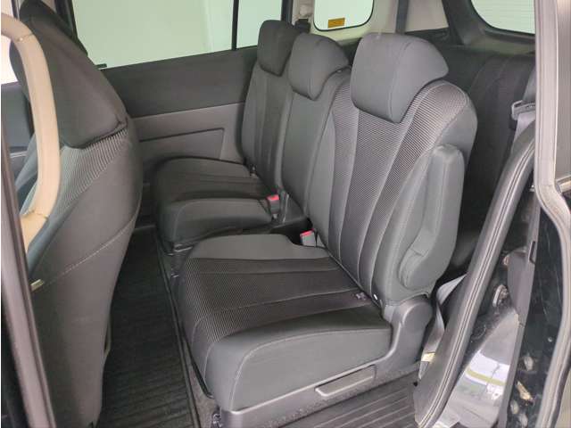 Mazda Premacy 10