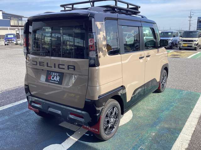 Mitsubishi Delica Mini 2