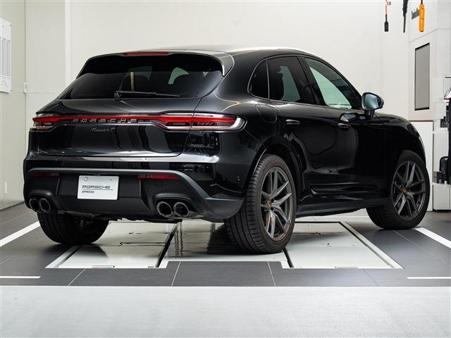 Porsche Macan 2