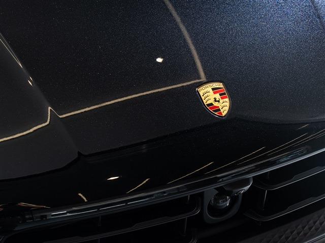 Porsche Macan 9