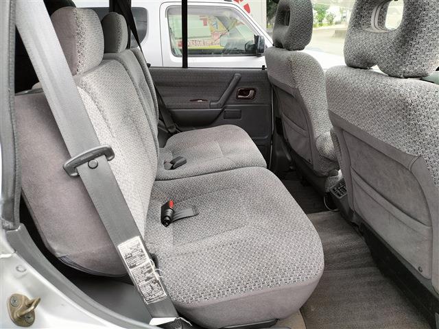 Mitsubishi Pajero 10