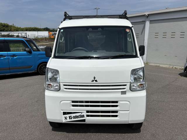 Mitsubishi Minicab Van 10