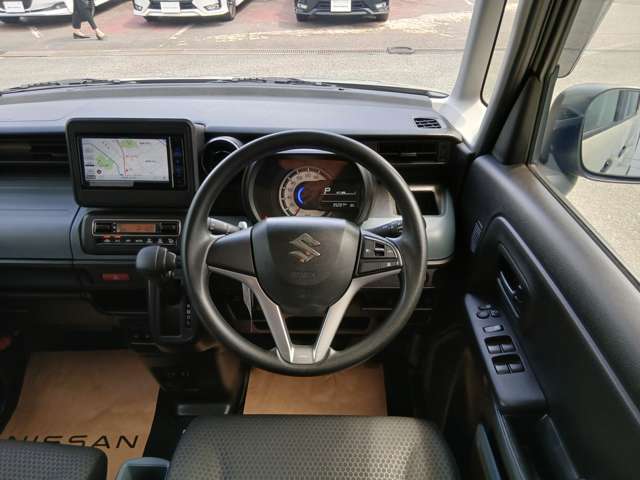 Suzuki Spacia Base 4