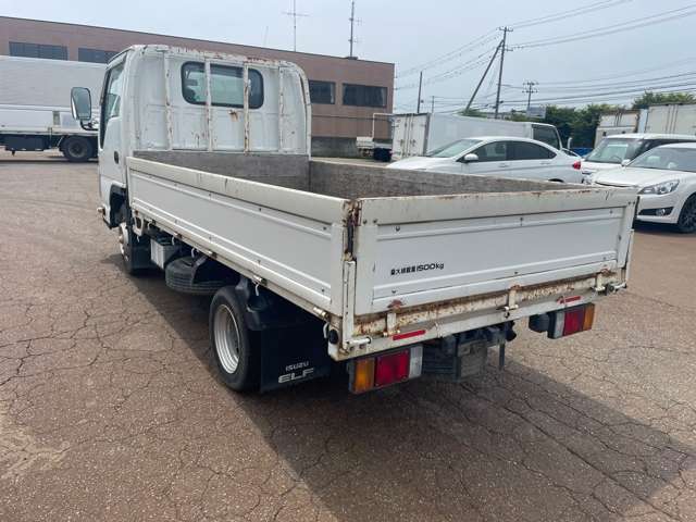 Isuzu Elf 11
