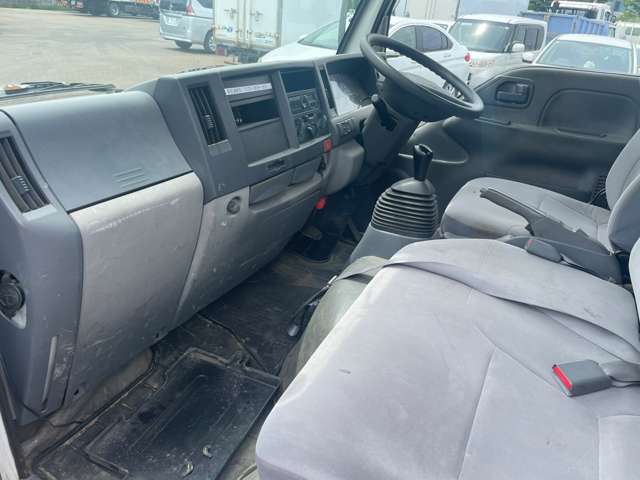 Isuzu Elf 2