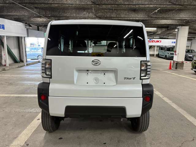 Daihatsu Taft 9