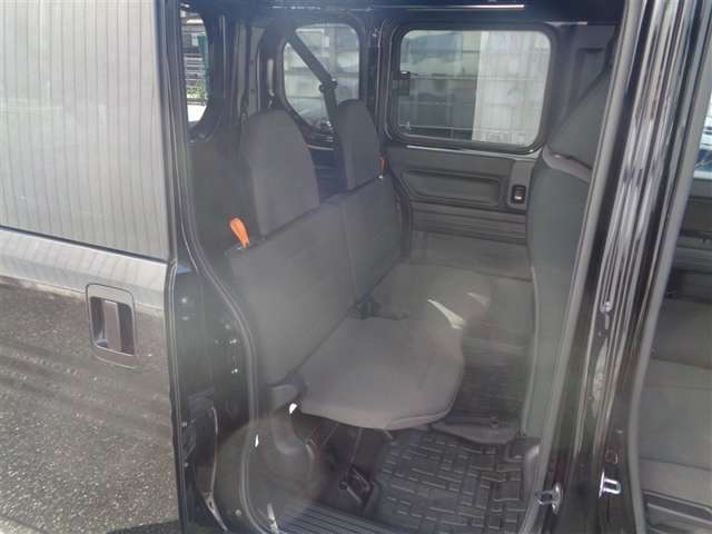 Honda N-VAN 11