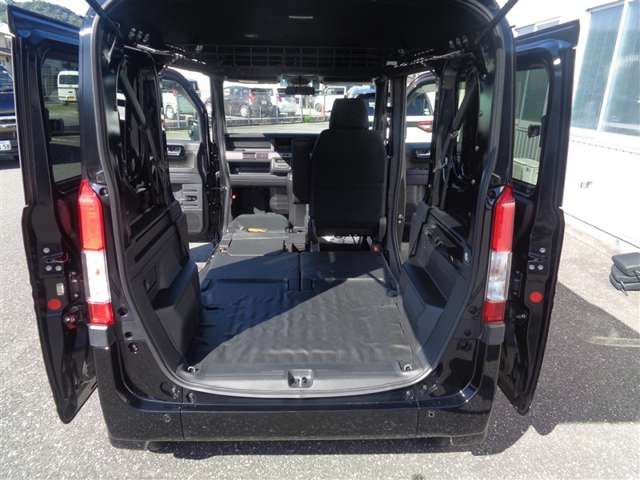 Honda N-VAN 9