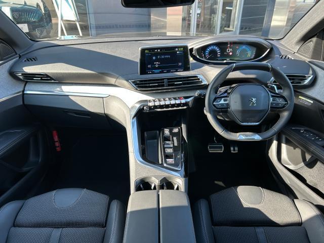 Peugeot 3008 5
