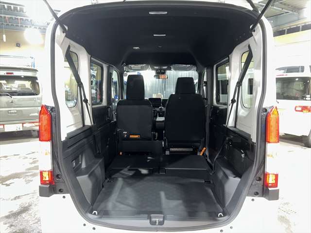 Honda N-VAN 4