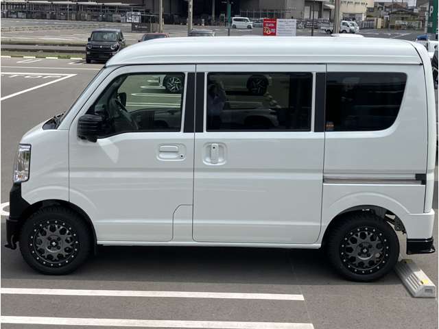 Suzuki Every 12