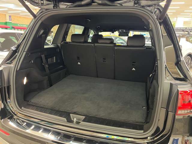 Mercedes-Benz GLB 11