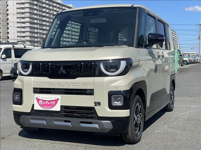 Mitsubishi Delica Mini 6