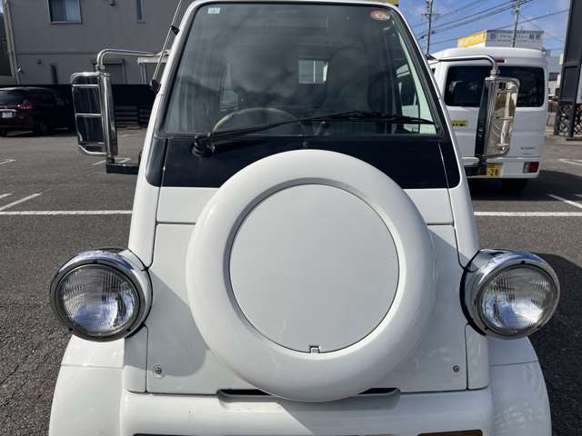 Daihatsu Midget II 5