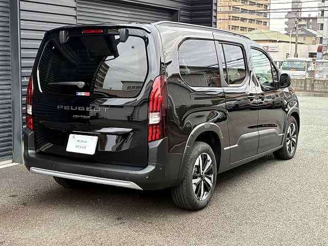 Peugeot リフターロング 8