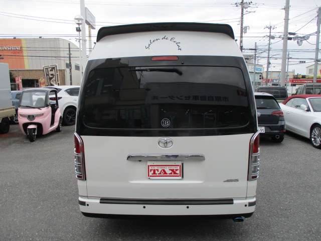 Toyota Hiace 10